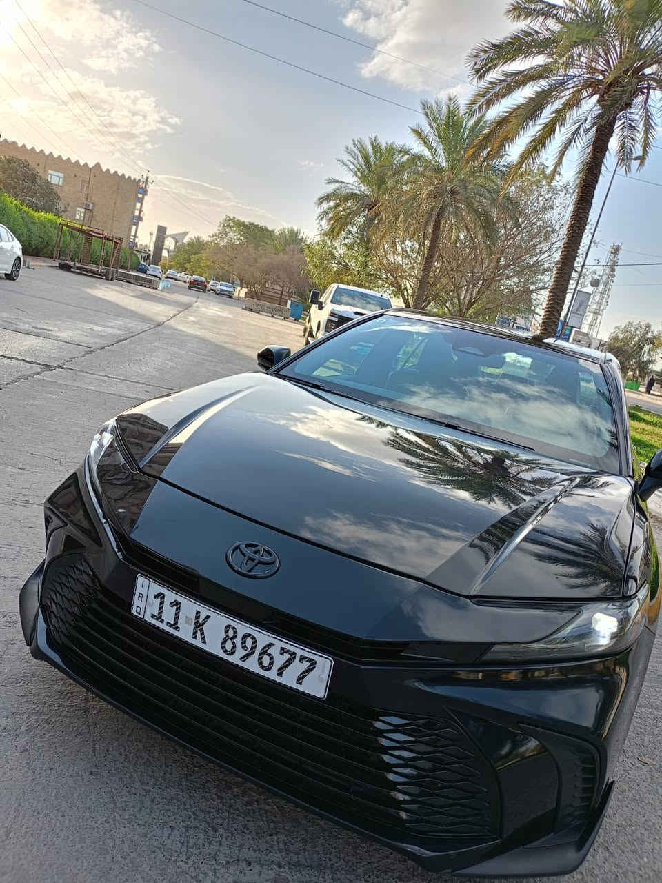 𝟐𝟎𝟐𝟓 𝐓𝐎𝐘𝐎𝐓𝐀 𝐂𝐀𝐌𝐑𝐘-SE 𝐁𝐋𝐀𝐂𝐊
تويوتا كامري (SE BLACK) موديل : 2025

اللون : اسود

عداد المسافة : ١٨ الف كيلو 

حجم المحرك : 2.5L (4.سلندر) هايبرد

حادث السيارة : صبغ بنيد ودعامية امامية وخلفية 
                          مع تعديل وصبغ بسيط بالشواصي وتعديل بارد بالجاملغ الخلفي صور الحادث مرفقة.                                      

الايرباكات : دركة + بردة

المواصفات : SE 𝐁𝐋𝐀𝐂𝐊

كيـــج الكتـــرونـــي

شـــاشة كبير لمـــس

شحن وايــــر ليـــس

كــــاميــــرة

ابـــواب  بصمة

بصمة تشـــغـــيل 

تشـــغـــيل عـــن بعد 

داخل رصاصي وابيض

هـــانـــد بـــريـــك بصمة

اوتو هولد (𝐀𝐔𝐓𝐎 𝐇𝐎𝐋𝐃)

اوتو ستارت (𝐀𝐔𝐓𝐎 𝐒𝐓𝐀𝐑𝐓)

رادار امامي
‏‎
رادار جانبي (نقاط عمياء)
‏‎
رادار خلفي (التحذير من الاصطدام)
‏‎‏‎
حساسات جانبي 
‏‎
مانع انزلاق+𝐀𝐁𝐒

نظام (𝐄𝐂𝐎)

نظام (𝐍𝐎𝐑𝐌𝐀𝐋)

نظام (𝐒𝐏𝐎𝐑𝐓)

تحكم استيرن

تبريد لمس

تبريد خلفي

كشنات كهربائي

لايتات (𝐋𝐄𝐃) ليـــد عدسة زينون

بكلايتات (𝐋𝐄𝐃) ليـــد

ويــــل كــــروم اسود

رقم بغداد 

السعر : ٢٠٥ ورقة

‏‎تفاصيل اكثر الاتصال علی ارقام التاليه  

WhatsApp☎️***********

عنوان📍بغداد حي الخضراء او حي الجامعة
