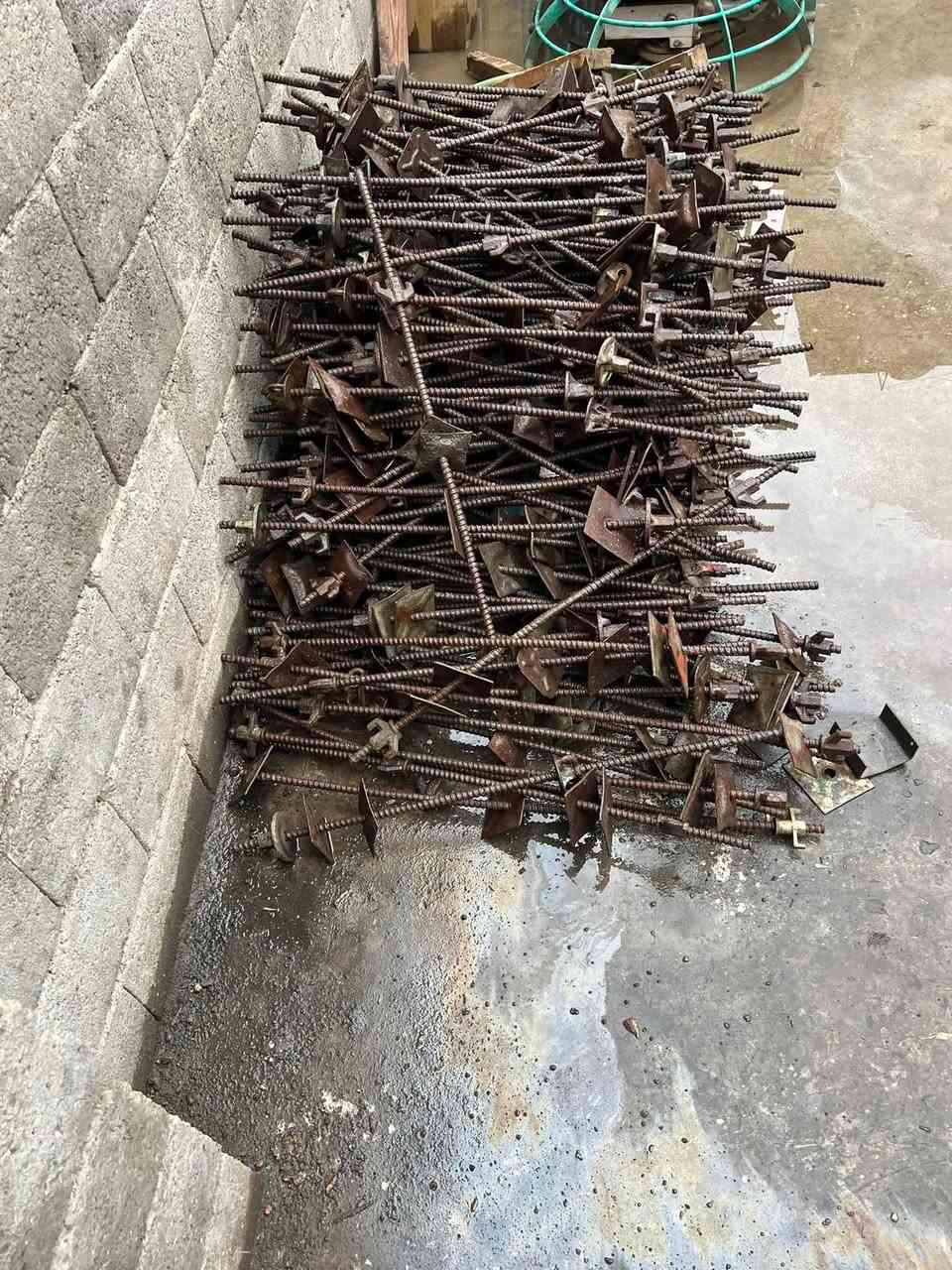 اللهم مصلى على محمد وآل محمد
يعلن مكتب عبد شطب لتأجير وبيع سكلات وجكات والقوالب🎫🏢 الصب بكافه قياسات والاحجام🏫  

متوفر  بأسعار مناسبه 🔥 خدمه توصيل جميع محافظات 

العنوان بغداد باب شرجي رقم الهاتف: *********** *********** 

جك جميع الارتفاعات 🧿

فخات جميع نوعيات 💻

سكلات جميع قياسات والارتفاعات 🖥

دوكه نجاره ↔️

سكلات سقوف كافه نوعيات 🏢*********** ***********
