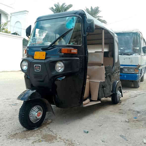 سلام عليكم 22 رقم سنويه تكتك بيه بارد جوه بكلايت باقي كفاله عامه تكتك جاهزه اي نقص مابيه سعر 9500 مكان بغداد البياع شرطه خامسه لاستفسار ***********
