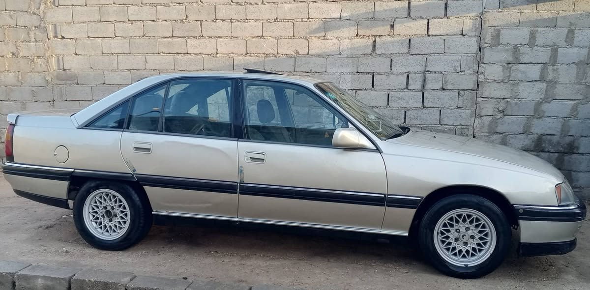 للبيع 🚗
أوبل
رقم الأنبار
اللون: شمباني
محرك 2000 cc
كير ميكانيك 
المحرك نظيف جداً والكير بحالة ممتازة
الجامات كهربائية
فتحة سقف
السيارة نظيفة جداً من الداخل والخارج
جاهزة للاستخدام ولا تحتاج مصروف
السيارة بحالة جيدة جداً، والمعاينة خير برهان.
📞 للاستفسار والمشاهدة: (***********)
💰 السعر: (42$) قابل للتفاوض للجادين فقط.
