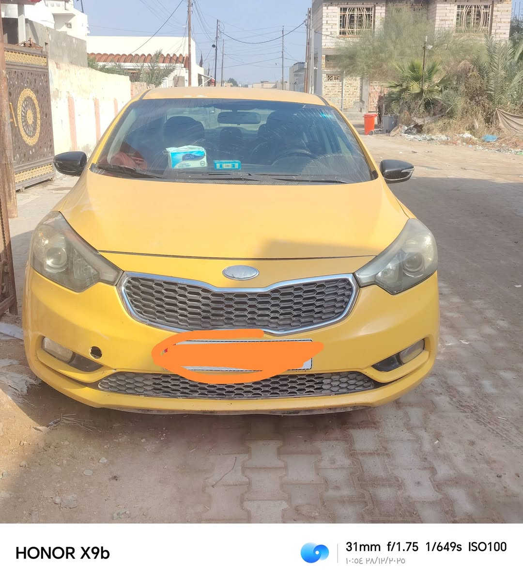 السلام عليكم
سياره فورتي موديل ٢٠١٤ فول مواصفات ماعدا الفتحه
شاشه حساسات كامره إشارة بلمري
وارد أمريكي السعر ٩٥ وبيها مجال الشراي
*********** بي واتساب
