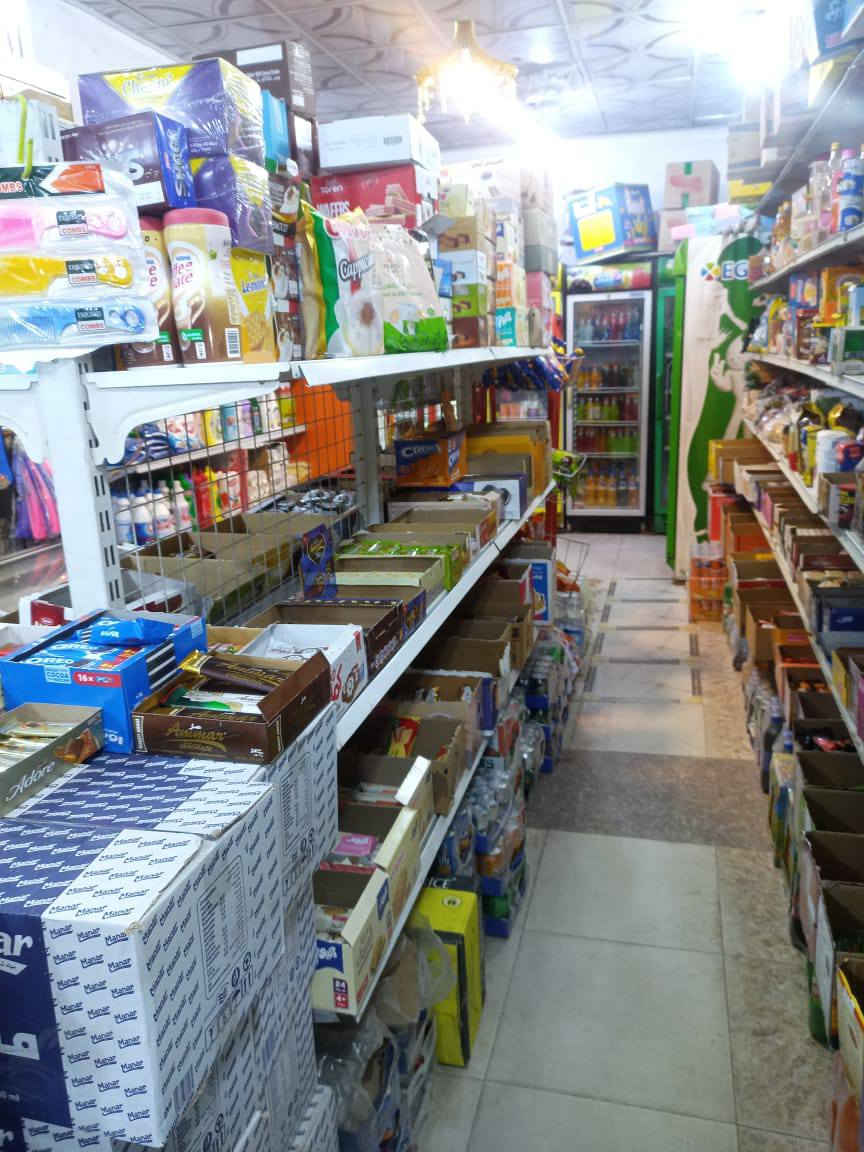 سلام علكيم 
رف وسطي 
نظيف ومرتب 
المكان قرب سيف سعد 
***********
السعر 200 الف 
ومجال بسيط
