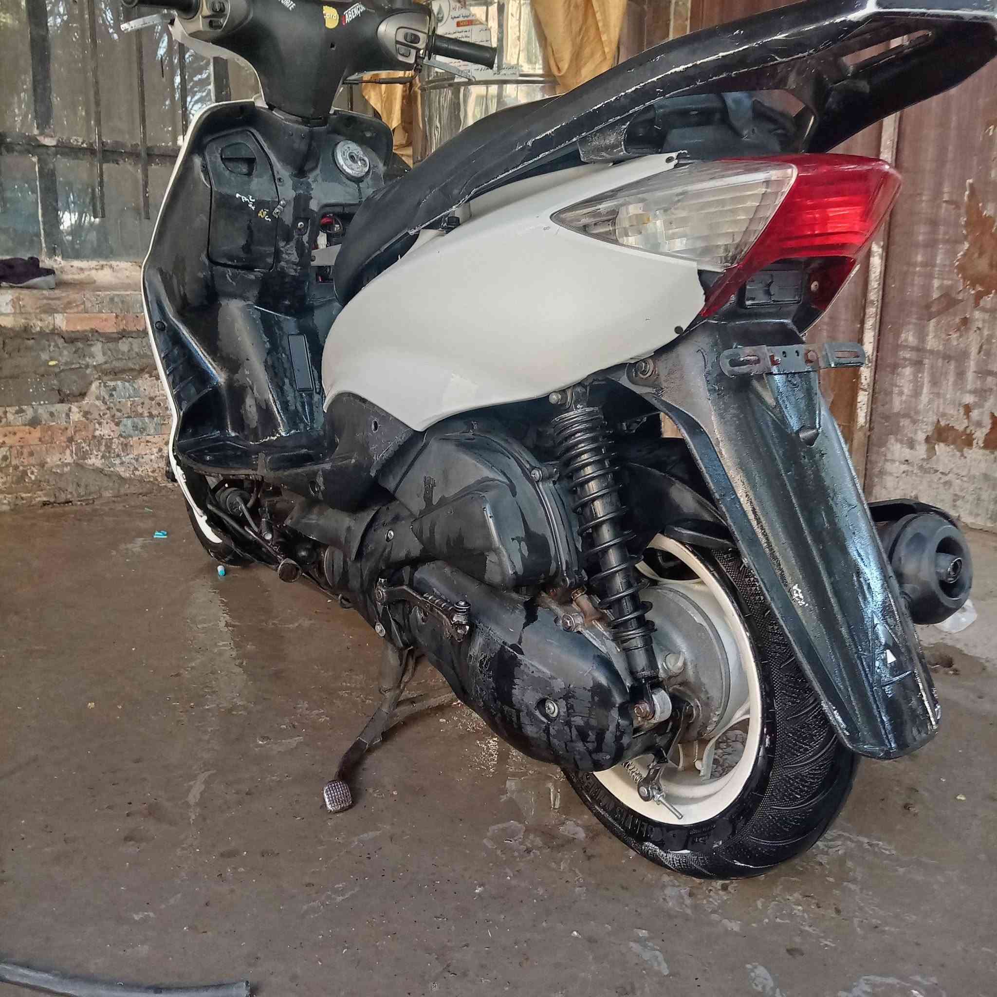 درجه البيع سكنس نثيه درجه مزوده بيهة بوشه ثمنيه وخمسين ونص البيع عيزه نوقص درجه خير سعر350وبيهة مجال ***********
