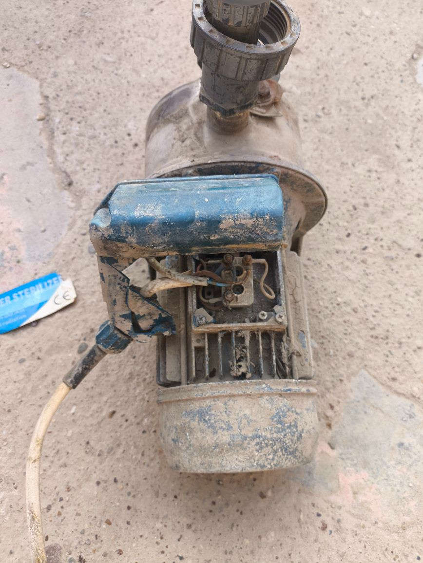 محطه تفصيخ كامله للبيع 
ماطور عامودي يطالي لواره 19بشاره سعره 550

دبل دوزنك بم 150
ماطور طرحي يطالي بنتاكس بسعر 200
هوز منبرين بسعر 180
فزلات حجم يشتغلن محطه مترين بسعر 150الواحد
شمعه 75
بورد 150
واليريده كامله اساهله ويا 
مكاني واسط ***********
***********
