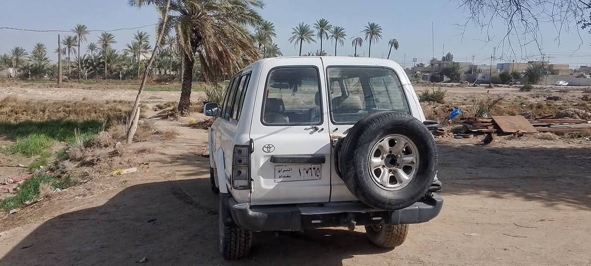 السلام عليكم ليلى علوي 1990رقم بغداد صدامي باسمي سنويه ظايعه عندي بلاغ بيها شرط مداور
محوره ستاركس 2007مسكر سورنتو كير اوتو 
ظفاير بلاد مكينه تنقص يرادلها طابوكه كير ظمان  حداديه نص عمر تايرات نظيفات باتري جديد سياره يرادلها ترتيب السعد 33وبيها مجال اتصل وبيك خير ودلل
*********** واتساب
