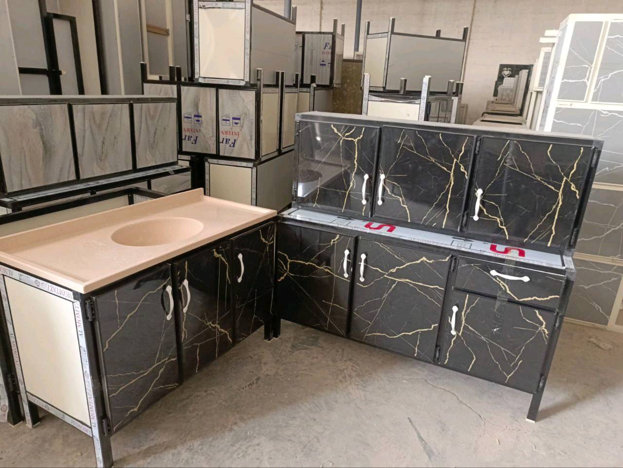 كاونتر مترونص  ارضي.وملحق مترونص  

وسنك متر و 20 سم . 



السعر  250 الف

توصيل لجميع المحافظات العراق 

الاحجز والاستفسار راسلو الصفحه