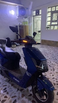 للبيع موطور شحن الماسه 6بطاريات كلهن يقرن اخضر تواير كلهن جدد نضيف سعر...