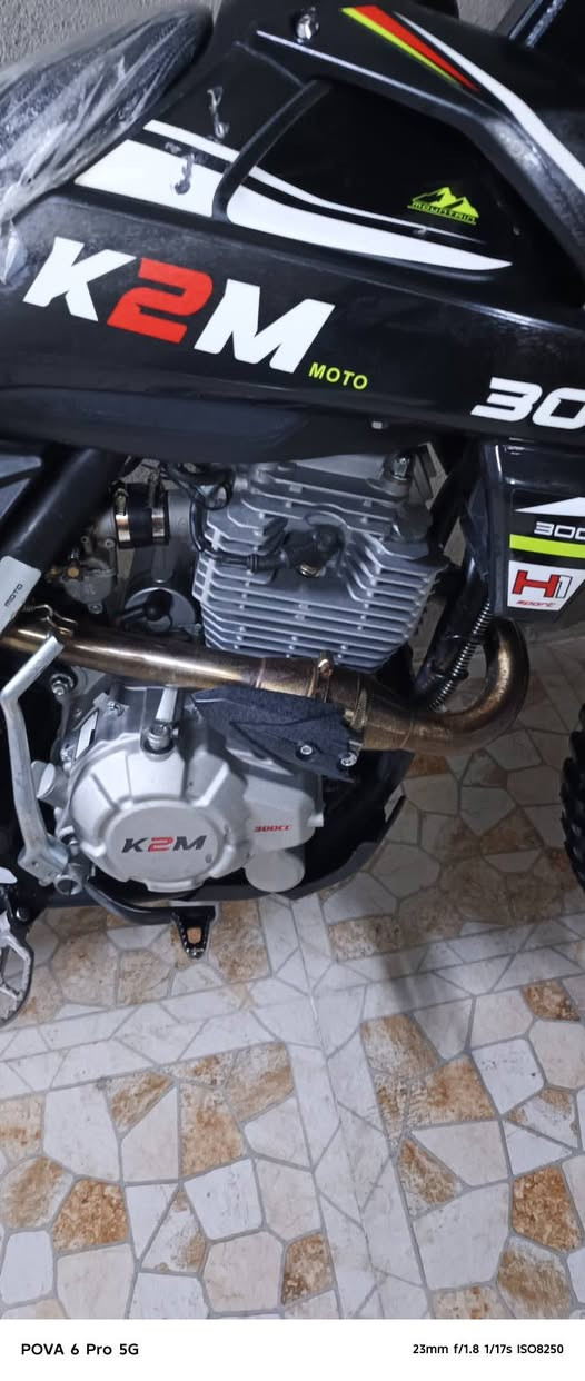 للبیع نوع k2m اخو زیرو حجم محرك 300مودیل2024
سعرە ملیون500عنواني كركوك ***********
