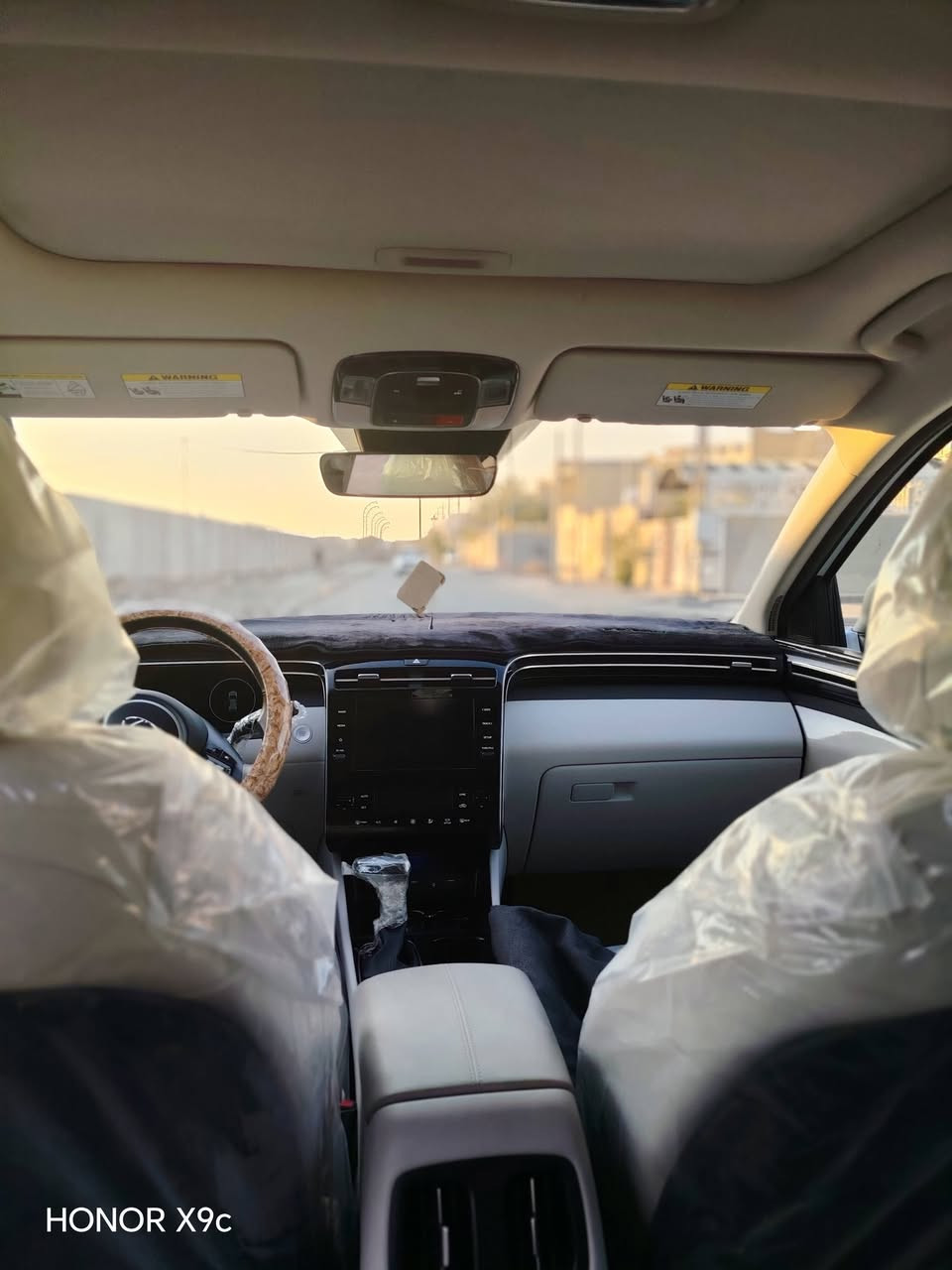 سلام عليكم ورحمة الله
توسان وارد أمريكي دخول جديد دللبيع مستعجل  موديل ٢٣ ماشية 57 كيلو مشي حقيقي

مواصفات هايبر

ضرر موضح بالصور تعديل وصبغ بالباب الخلفي مسافة شبر واحد

مواصفات

محرك ٢٥٠

سقف بنرامه/اشاير مري/رادار امامي وخلفي /كامرة امامي وخلفي /كشنات جلد بيجي كهربائي /صندوق كهربائي / شحن كلاسيكي/ قطعتين تبريد / نضام ترحيب /ويل كب حجم ١٩/تشقيل واطفاء عن بعد /بصمة أبواب لمس /شاشة لمس /سايد بريك بصمة /توقف ذاتي

سيارة خير من الله

رقم بغداد بأسمي تحويل مباشر

رقم تواصل

***********

***********
