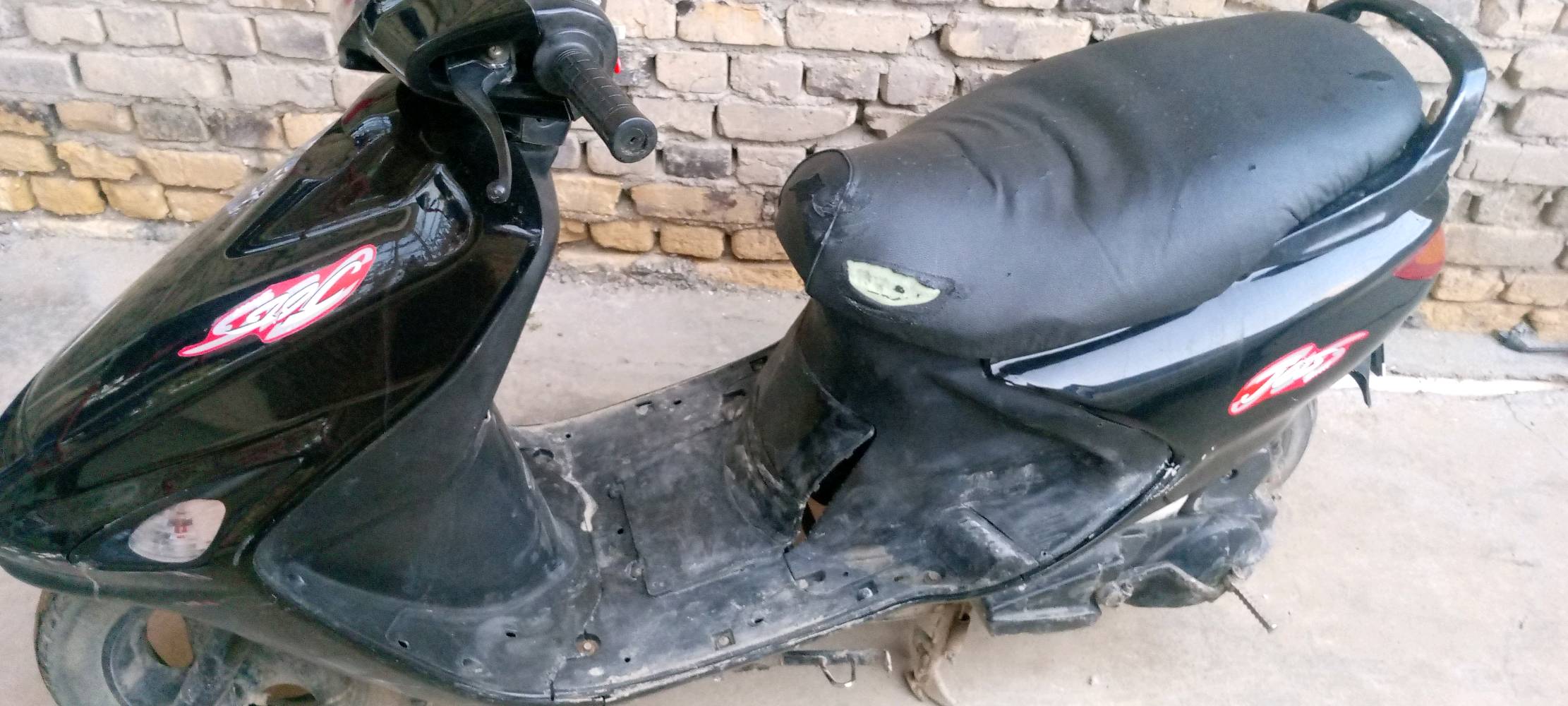 دراجه فراشه نضيف المكينه خير من الله كدامك نضافته الصالنصه رياضي الدراجه ما متعوبه الدهن كل 7 ايام ابدله بانزين محسن سعر 350