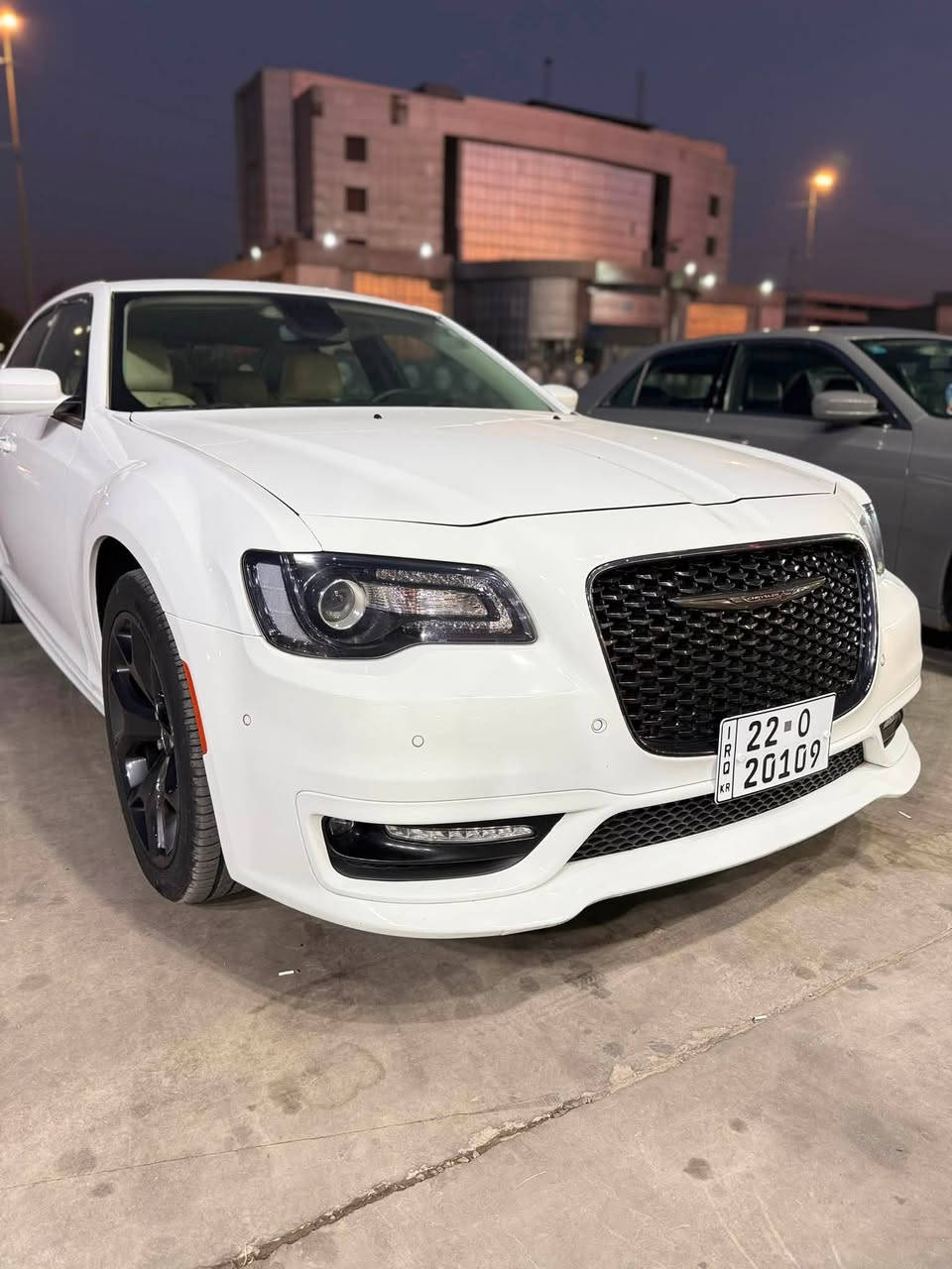 السلام عليكم اوباما 2023 كلين تايتل ماشيه 56 الف 
بچم عريض بلادي 
حساس امامي خلفي 
رادار جانبي 
داخل عسلي بلادي 
السعر 325 رقم أربيل تريد تحويل تريد وكاله مغلفه سستم نانو سياره جاهزه من كلشي ما بيه اي مصرف 
مكان السياره البصره بيع فقط 

***********

