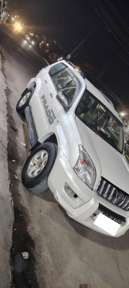 برادو 2007 مكينة 6 سلندر المرغوب تخم تاير حدادية وتبريد وتدفئة خير من الله كير ومكينة كفاله ضربتها وصبغ في الجالمغ الايمن وشوية ربع التكمة صبغ رقم بغداد بسمي دواخل جلد فئة VX سبير تعليك كير اوتوماتيك نضام دفع رباعي مكاني بغداد السعر 135$الرقم ***********
