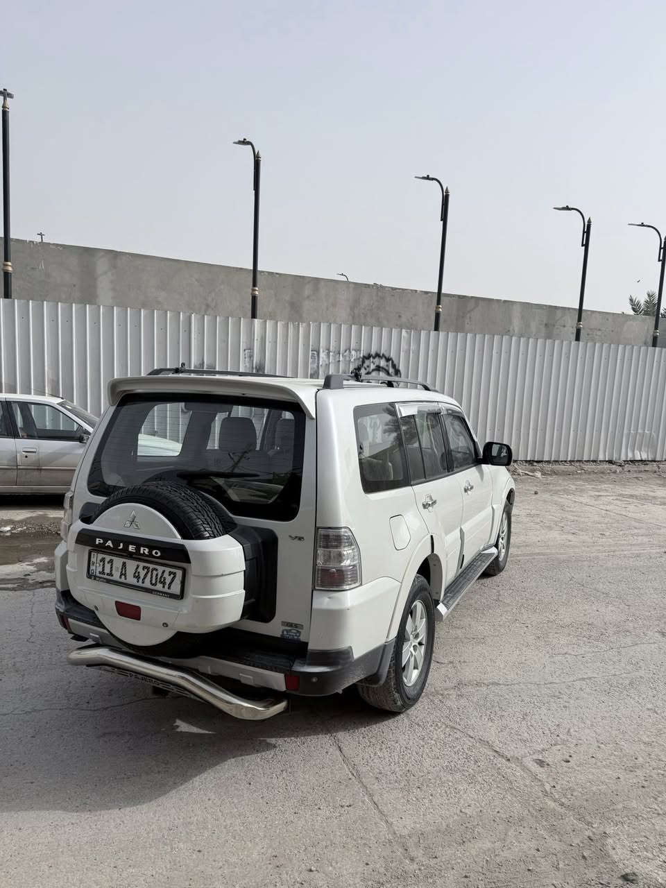 سلام عليكم
باجيرو 2008  كفاله عامه حته الدعاميات 
شرط جديده بمعنى الكلمه 
ماشيه 130  حقيقي عل فحص
مكاني بغداد حي اور ***********
