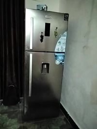 ثلاجة شغالة • حجم ٢٤ • الحسينية الراشدية