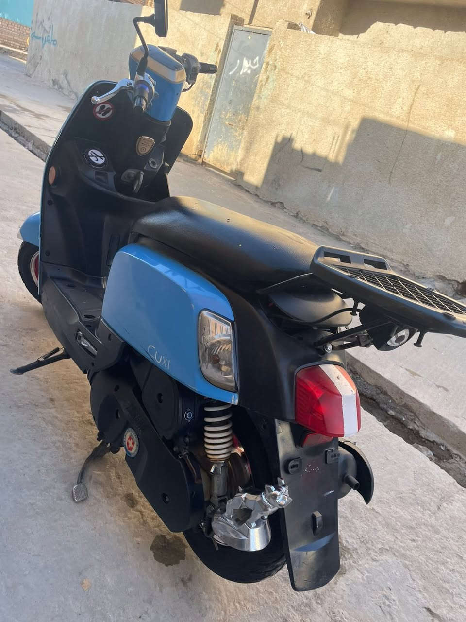 دراجه بوليس مسطرة للبيع نوزل مديل 2014 دراجه نضافه فول برغي ما مفتوح بيهه وكلشي بيهه بلادي الدراجه عارضينهه  بمليون وبيهه مجال قليل  عنواني بصره الكرمة  الاتصال بالـ الرقم ***********
