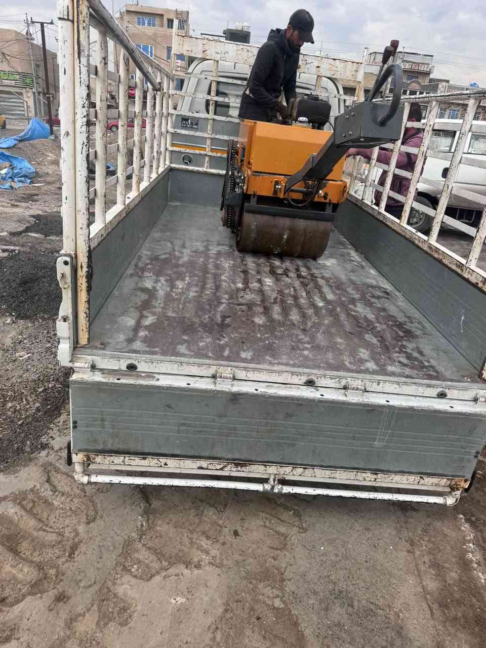 حادله واحد طن ستعمال قليل  عنوان بغداد ***********
