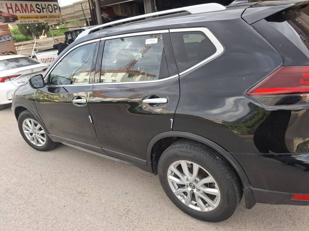 نیسان رۆگ 
مۆدێل 2019 sv
دەبڵ ئەکسل
81 مایڵ ڕۆشتووە
4 پارچە بۆیاغ 
بە شەرتی گێڕ و مەکینەو تحویل و غڕامە
ڕەقەم و سەنەوی نوێ 
 چوار تایەی نوێ ی بۆ بەسراوە

134 گەڵا و مجال 
ژمارەی خاوەن سەیارە 
*********** دار بنديهكان, السليمانية
