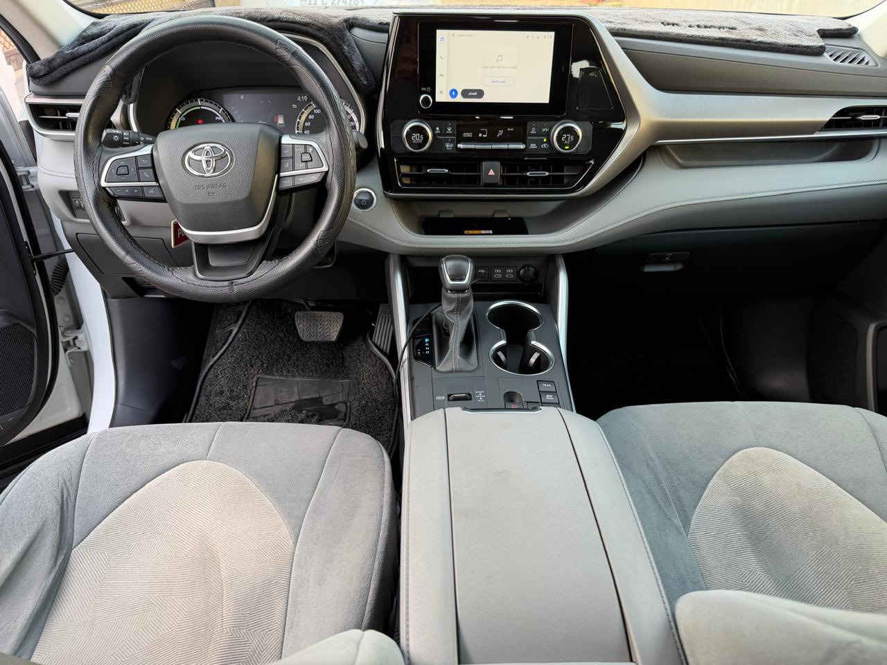 للبيع هايلاندر  هايبر بنزين موديل 2024 رقم بغداد مكفولة كفالة عامه ماشيه 28 تواجد السيارة الانبار 
السعر 37 بي مجال 
رقم الموبايل***********
