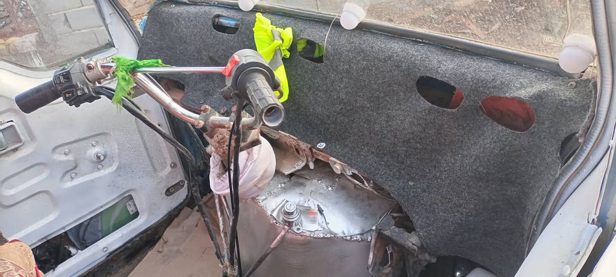 تكتك اصواليه البيع  موديل 2010  الرقم ***********
