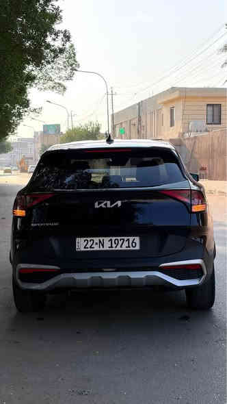 السلام عليكم من رخصة الادمن المحترم 
كيا سبورتج ٢٠٢٤ وارد امريكي حادث موضح بالصور بدون دواخل رقم اربيل الجديد هزة وبراد جدد تحويل ثاني يوم فول مواصفات عدا بانوراما

المواصفات 
١- بصمة وتشغيل عن بعد 
٢- عدادات الكترونية + شاشة حجم كبير 
٣- سايد بريك كهربائي 
٤- حساسات خلفية 
٥- تبريد شاشة مناخين + قطعتين تبريد 
٦- كشنات جلد بالكامل + كشن كهرباء + تدفئة كشنات 
٧- اوتو هولد + اوتو ستوب + نظام منحدرات 
٨- اشارات مرآة جانبية 
٩- لايتات عدسات ليزر ذكية زينون 
١٠- شاحن لاسلكي 
١١- رادارات امامية وجانبية و كاميرا دوارة 

السيارة جاهزة من كل الجوانب صدر + تخم + تايرات + باتري جديد 
حجم المكينة = ٢٥٠٠ مكفول وغير مفتوح 
+ كير مكفول وغير مفتوح 
ممشى السيارة = 48000 km

مكان السيارة بغداد \ شارع فلسطين 
السعر المطلوب ١٩٠ ورقة وبيها مجال 
للاستفسار : *********** بغداد
