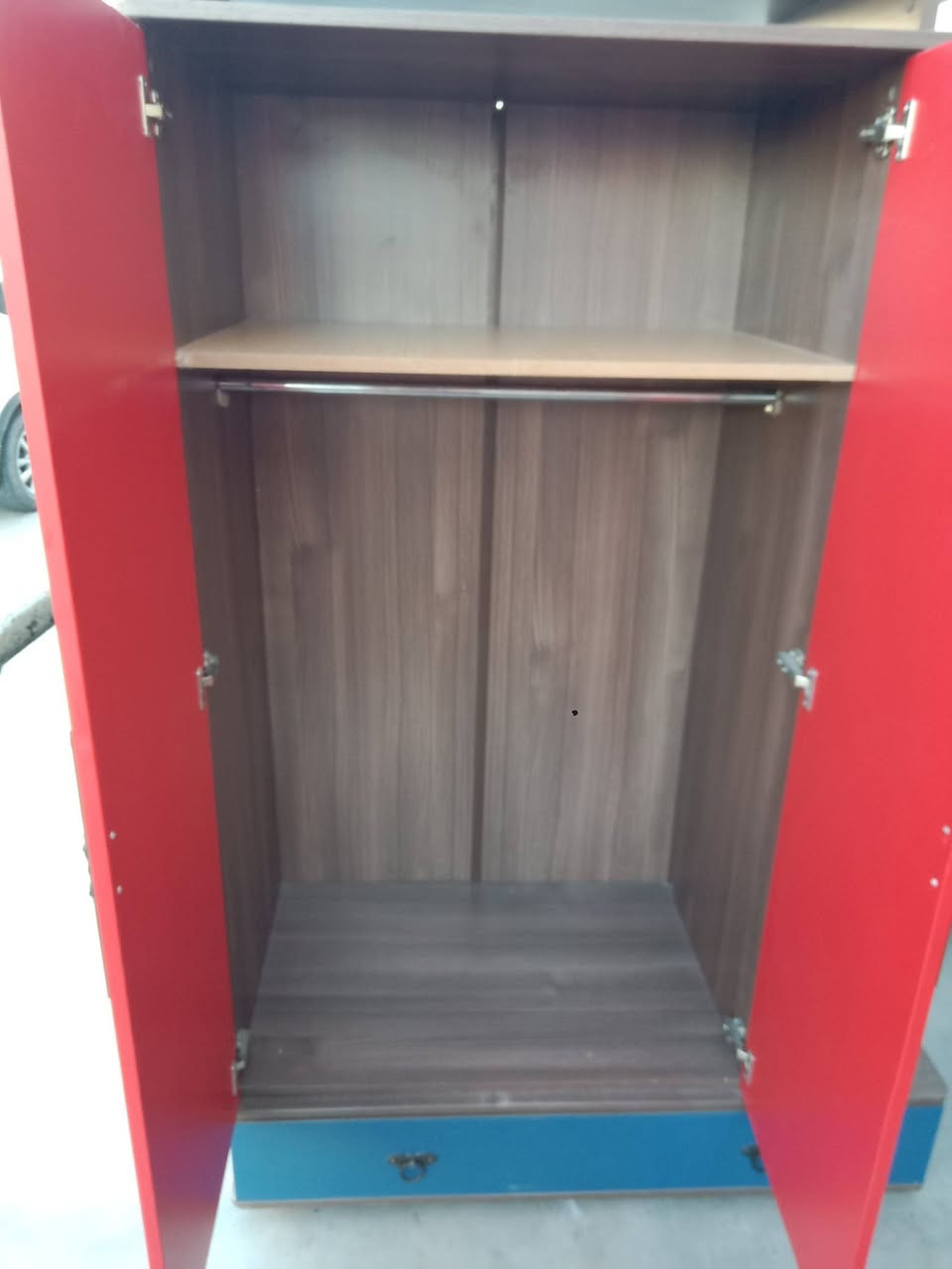 غرفة نوم ولاديه للبيع 6 قطع للتواصل ***********
