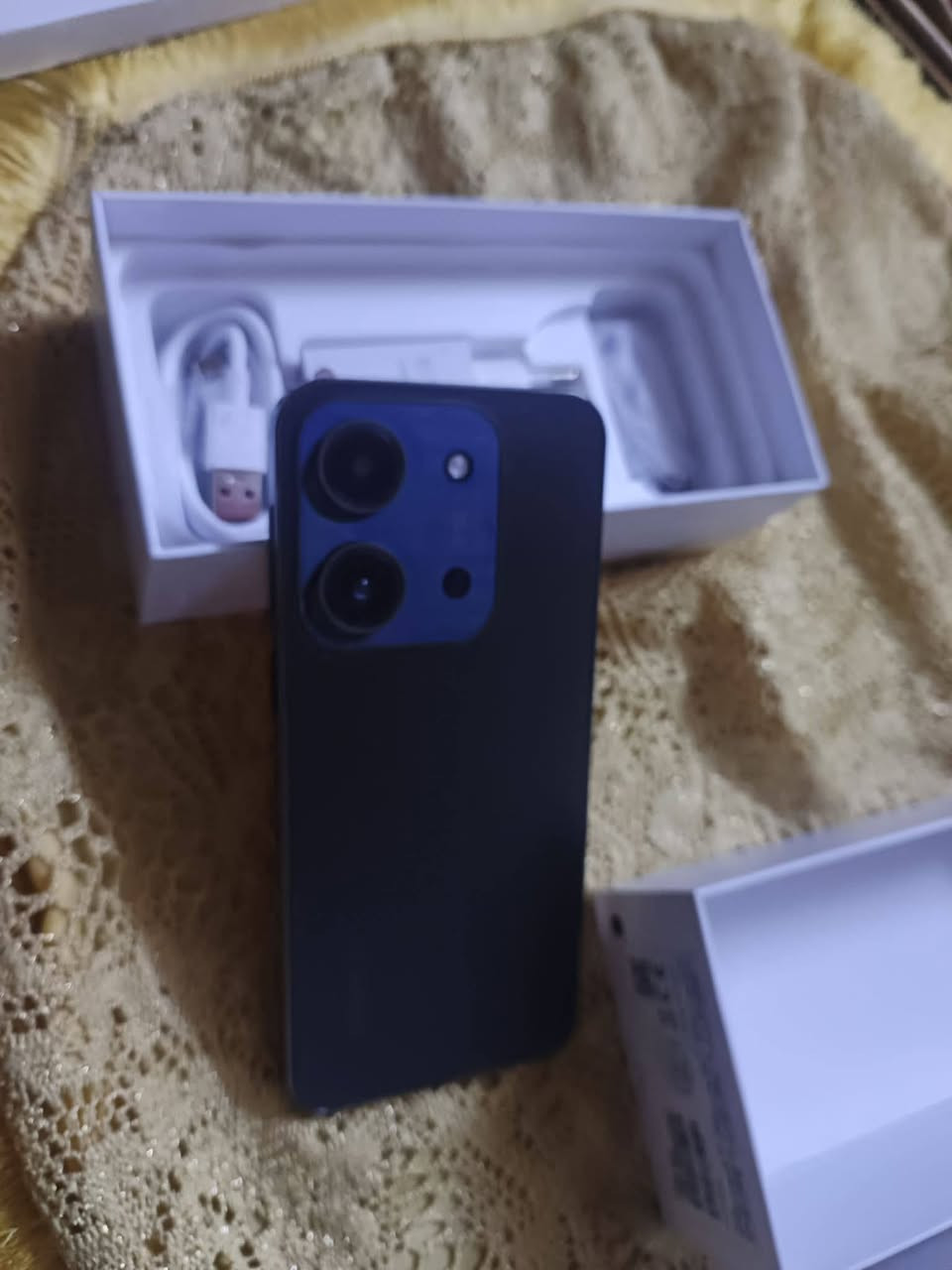 سلام عليكم مبايل للبيع
ريدمي سي 15 
ذاكره 256
الرام 16
كامل ملحقاته 
مبايل جديد ما مستخدم نهائي فتحته من الكارتون علمود اصوره 

سعره 150 وبي مجال شي قليل


**إذا كنت صاحب هذا الإعلان وتريد حذفه لأي سبب، رجاءا أرسل رسالة إلى الدعم الفني**