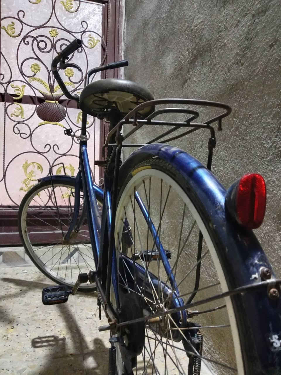 سلام عليكم 
بايسكل للبيع السعر 55 الف 
العنوان طريق بغداد عامود 55 
رقم موبايل: ***********
