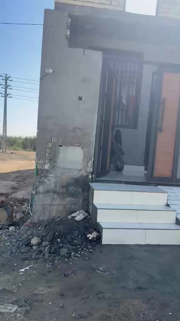 دار للبيع مساحه ١٣٠ متر
باب بغداد شارع السيده زينب عمود عمود 77
الاستفسار ***********
