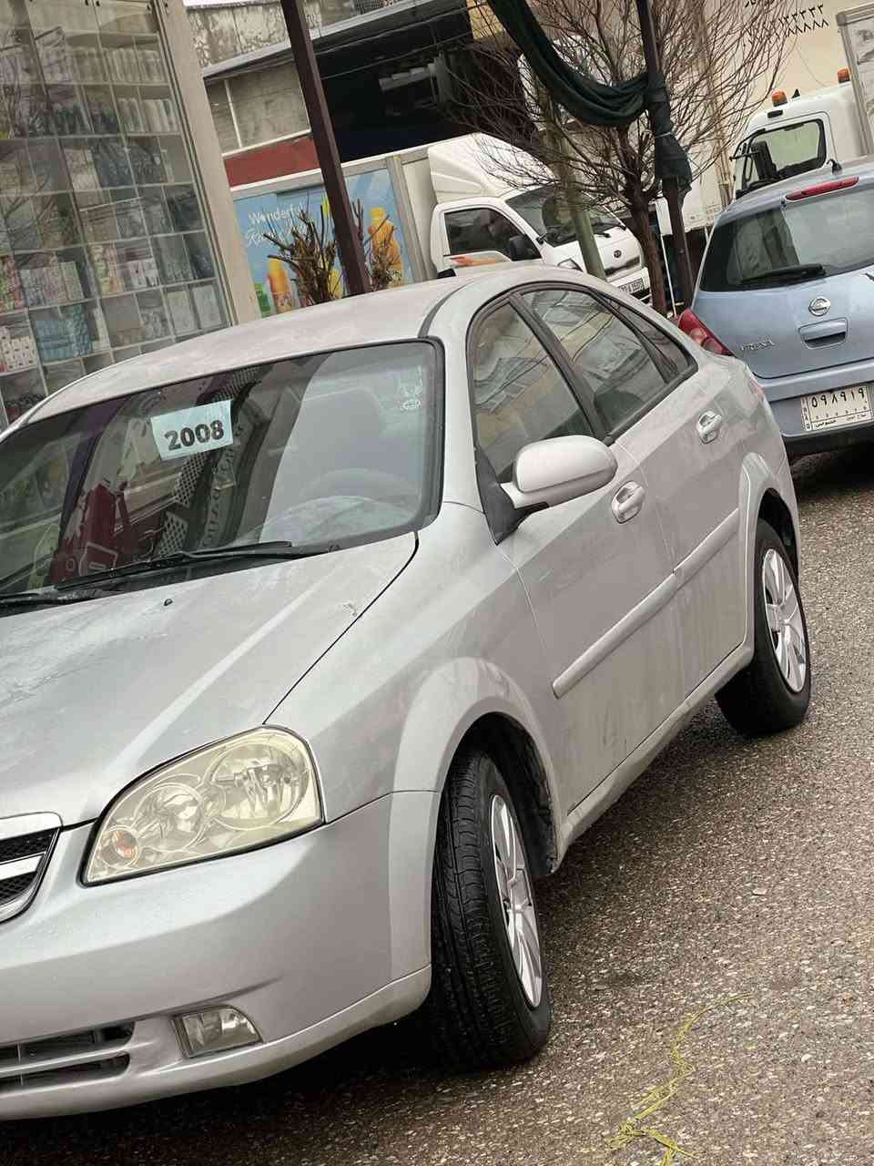 ئۆپترا مۆدیل 2008
رەنگێ رەساسی
رەقمە 
هەزەی نویە
سەنەوەی ٢سال بەسەرچووە 
دووپارەچەی پیەوەیە بی ناوە 
جام کارەبایی و قفول مەرکەزەی 
مەکینە لۆک بی مەسورفە یەک دینار مەسروفتدانیە
بەس تۆزیک سەقفکەی کال بۆتەوە باقی ئەوەێ شکلی جوانە 
*********** كويسينجاك, أربيل
