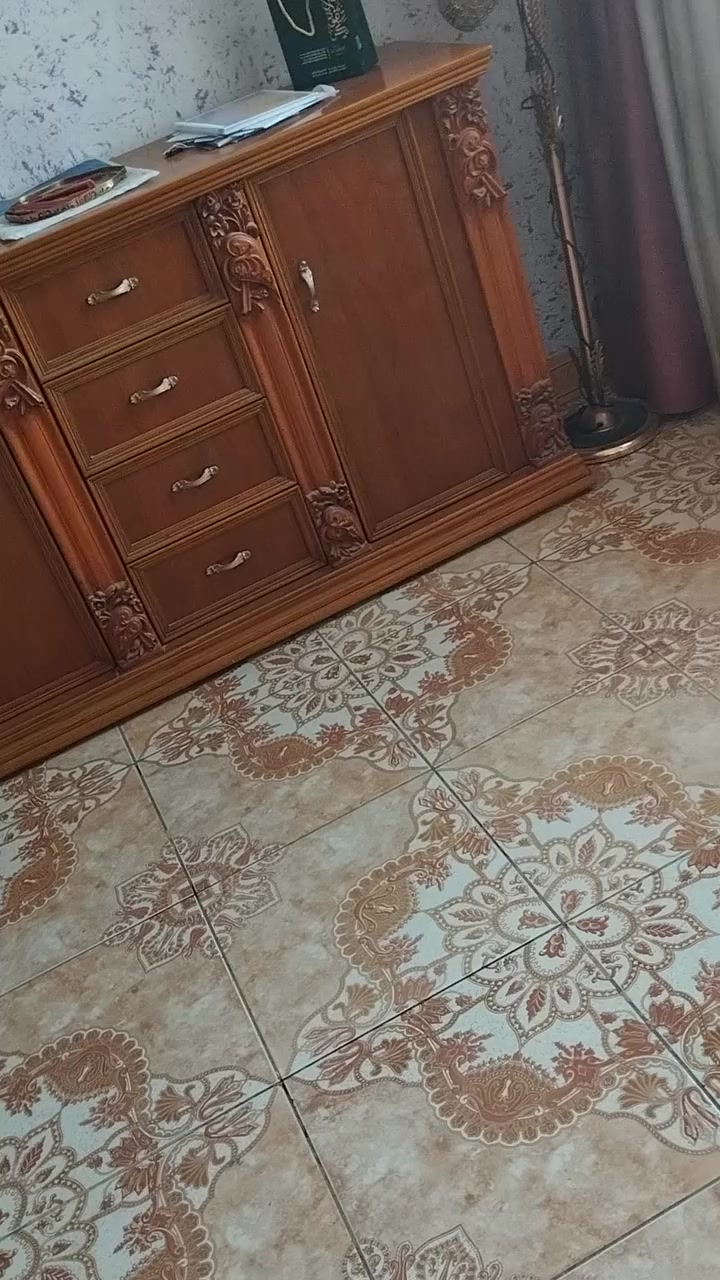 سلام عليكم.. غرفه صاج عراقي تفصال للبيع مكاني بغداد للاستفسار الاتصال على الرقم التالي واتساب ***********
