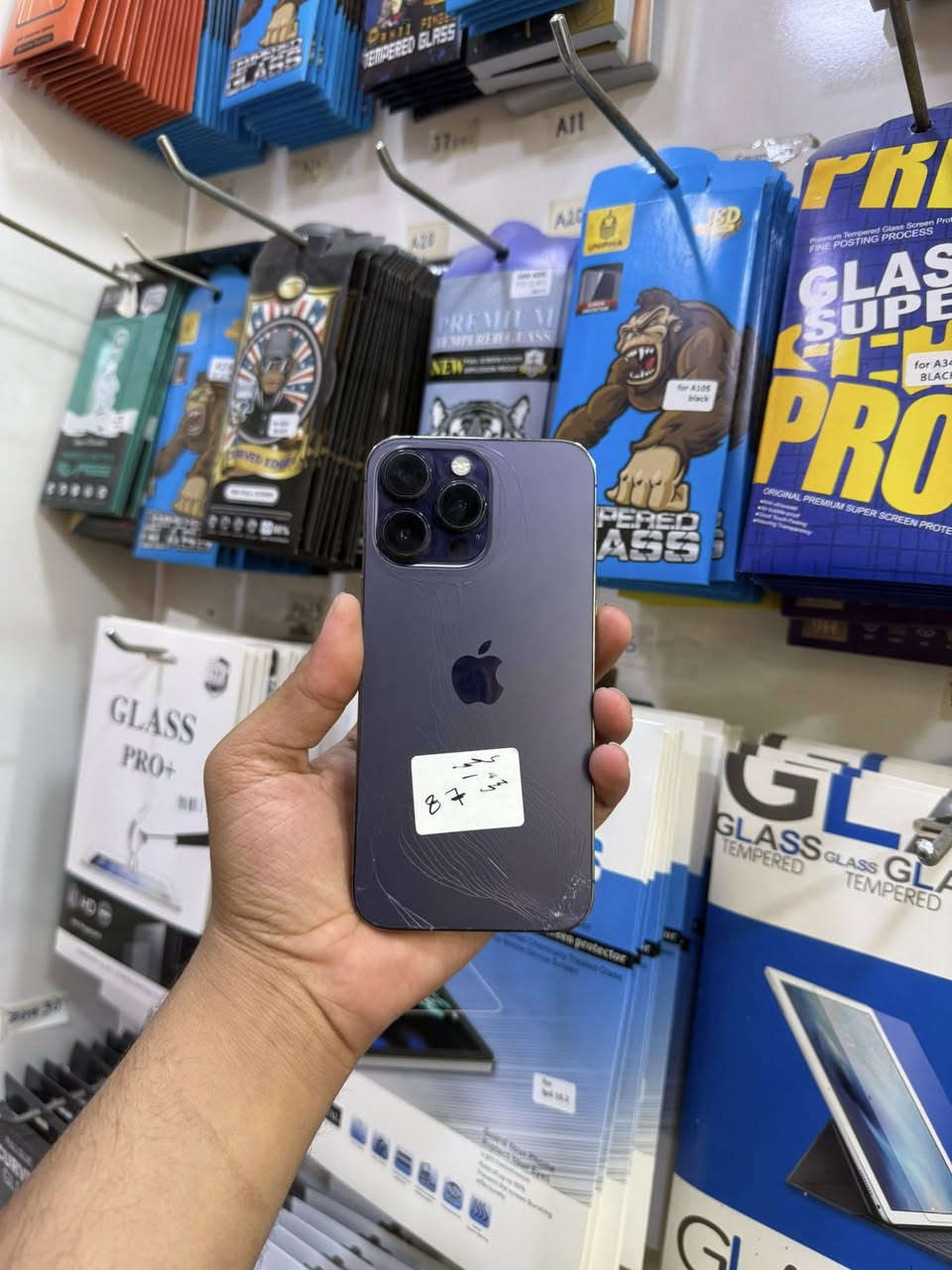 iPhone 14 pro max
ماستر عربي AAA

البطارية 87

الذاكرة 256

فقط الضرر (ظهر)

وتر✅

السعر🔥🔥
__________________
 الضمان لدى مركزنا 5 ايام من تاريخ الشراء✅

-الديوانية—سوك هرج—مركز الموسوي —قرب كراج الطوابق

للحجز

***********
