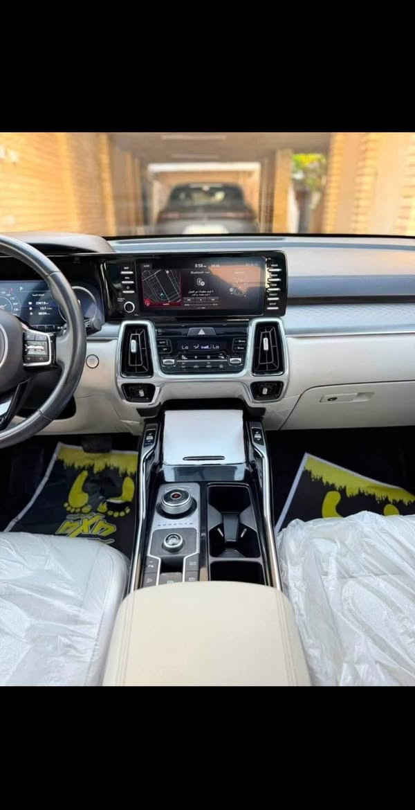 كيا سورنتو خليجي موديل 2023
• كفالة عامة بدون أضرار ماشيه   32🏎️

⚙️ المواصفات: مقاعد 7 راكب 
حجم المكينه 6 سلندر 
• سقف بانوراما
 كشنات تدفئه تبريد 
 5كامرات محيطيه
• 4 أنظمة قيادة 
• 5 ويل كب
• بصمة تشغيل
• تشغيل عن بعد
• تحكم ستيرن كامل
• كاميرا خلفية
• ثلاث قطع تبريد
• مقاعد كهربائية +الخلفيه 
• صندوق كهربائي
• اناره محيطيه 
• رقم السيارة: اربيل  
سعر 200$💵 وبيه مجال بسيط 
عنوان 📍موصل . 
رقم ***********📞
مكلف بنشر
