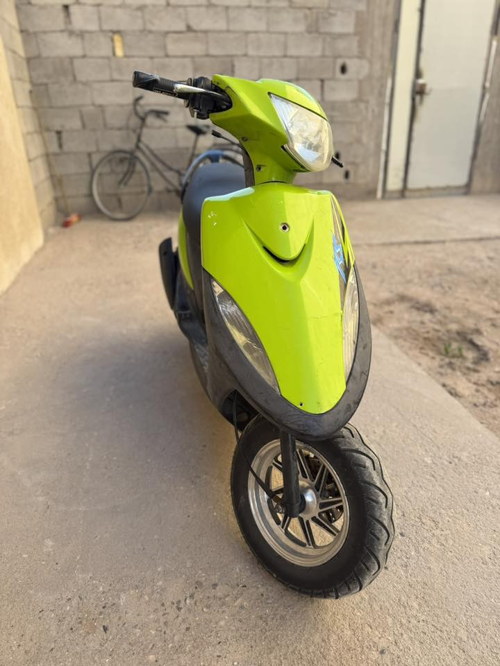 السلام عليكم ماكس عدله ياباني للبيع دراجه رمبه كفاله عامه كهربائيات كله شغاله دراجه بوشه 49 بلاديه بيه شلعه ومعدل تخبل كفراته الاصليه مختمه دراجه ختم واحد ويه المكينه بريكات امامي وخلفي شغالات دراجه ملاح ونضافه تخبل مكينه خرسه ماتنسمع مابيه لا نضوح ولا تنقيص ولا تبخير بيه ويل نجمه الاصلي وتخم تايرات جدد وبيه كزوز FM الاصلي يعني دواجه كله كامله مابيه اي نقص شغاله بكل وقت نص نكره وتخبل نعومته العنوان البصرة التنومه والسعر خاص وانا بخدمت الشراي رقم الهاتف للتواصل ***********
