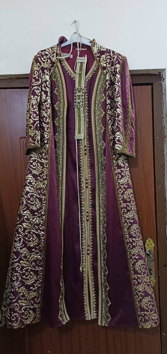 القفطان الماروني XL
الزيتوني XXl


**إذا كنت صاحب هذا الإعلان وتريد حذفه لأي سبب، رجاءا أرسل رسالة إلى الدعم الفني**