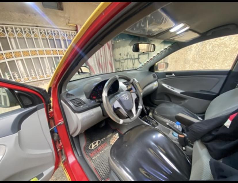 السلام عليكم اكسنت امريكي حادث جاملغ امامي جهه السائق بدون دواخل ٢٠١٣ رقم بابل رقم انكليزي باسمي مصفره هيئه وغرامات مداور ثاني يوم سياره جاهزه 
*********** مكاني حله 
سعر ٨٠ وبيها مجال
