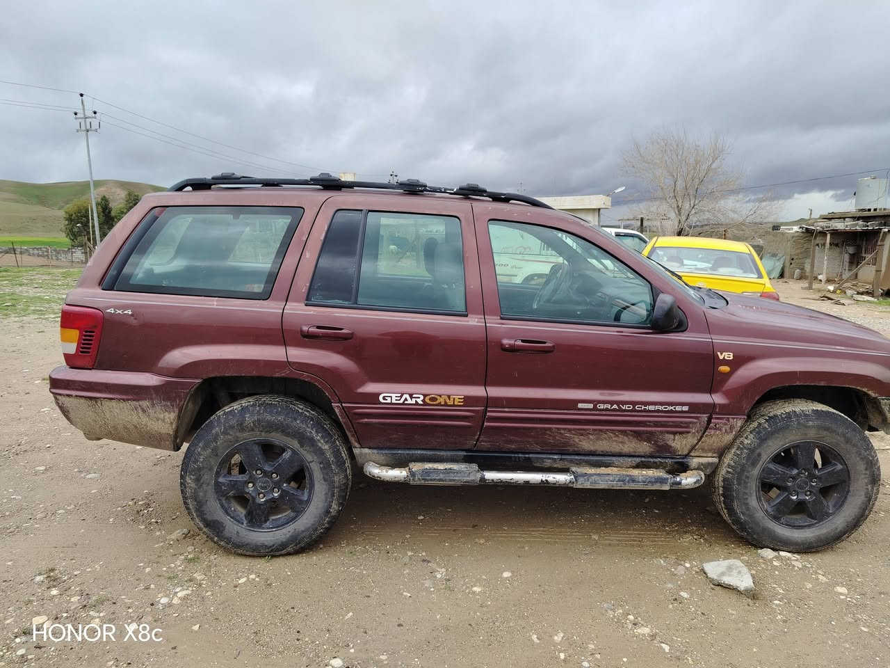 سەیاریکی زۆر جوان بێ سوبغ بێ لێدراوی  رەقەم سلیمانی *********** ڤایبر لەسەرە
