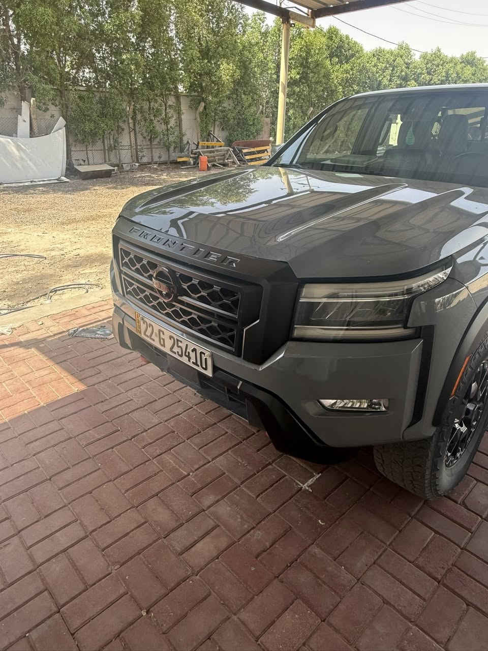 سلام عليكم نيسان فونتير مديل 2023  Pro4X  فول الموصفات لاخير ماشي 70 الف حادث بسيط فقط مازدا عطر امامي والبنيد موضح الصوره السعر 32 الف دولار وبيه مجال استفسار *********** العنوان البصره
