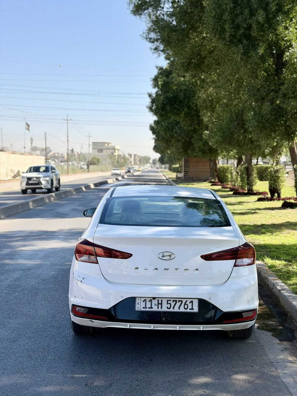 السلام عليكم الانتره  موديل 2020 ماشيه 100 الف بيهة شويه بل داير جاملغ الخلفي صبغ فقط فول مواصفات سعر 155 وبيهة مجال عنواني بغداد الوسفيه ***********
