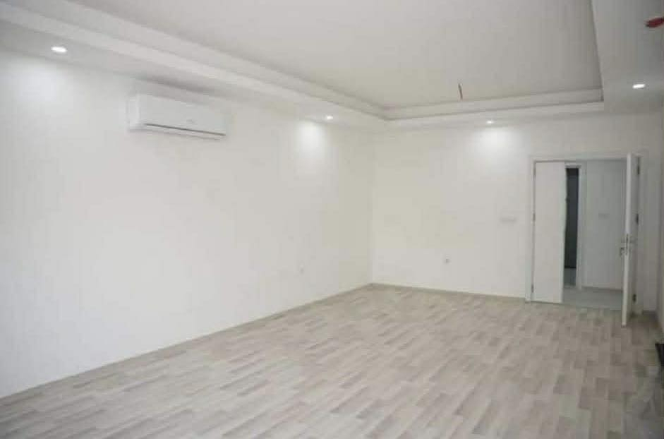 شقق vip للإيجار
‎ابارت فيلا مشروع فلوريا ستي

‎مساحة ١٤٥متر

‎ثلاث غرفة دوبلكس و صالة و مطبخ 

‎فارغ بي سباليت و كاونتر و طباغ

***********
