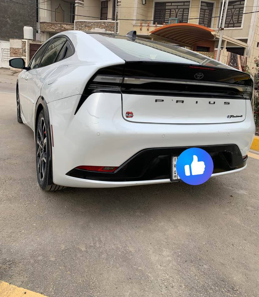 Prius2024xseprime/وارد 
براااايييم اعلى فئه 
🎨 اللون:ابض صدفي 
✔️الفئة/:- xse
⚙️ قوة المحرك: 2.0 Hybrid 
القوه الحصانيه :220حصان صاروخ🚀
🪑 عدد المقاعد: 5 مقاعد
🔋 نوع النظام: HEV (هايبرد)+بلك ان 
⛽️  الشحنه تمشيك 80 km

📈 تاريخ البريوس معروف بالاعتمادية والاقتصادية
ويل19 انج رياضي
بنوراما ع طول السياره. 
بلاك ادشن 
شاشه بالستيرن. قياده طوارئ 🚨 
كشنات مختم بالاحمار رياضي 
اناره بالدشبول حمره بلادي 
اناره داخليه لمس 
جام  بلادي مسكرت uv light 
🔘 بصمة تشغيل
⚙️ كير الكروان الحديث
🔥 ستيرن هيتر
تدفئه بالمقاعد 🔥
📱 شحن لاسلكي
👀 نظام النقطة العمياء
🎮 تحكم كامل من الستيرن
🛑 بريك طوارئ
📡 رادار أمامي وخلفي
📡 رادار مرآة يمين + يسار
📷 كاميرا أمامية + خلفية
🅿️ حساسات أمامية + خلفية
🧲 هند بريك كهربائي
🚦 أربع أنظمة قيادة:
SPORT 🏎 | ECO 🌿 | NORMAL 🚘 | CUSTOM 🔧
🖥️ شاشة لمس كبيرة
🎹 تبريد شاشة بيانو
📊 شاشة دشبول إلكترونية
📡 نظام تحكم تمشي .بانزين لو-كهرباء لو -هايبرد 
🚫 مانع انزلاق
🛣️ نظام تحديد المسار
 رادار360درجه 
اضافه الى رادار تفاعلي 📡
🔦 أضوية LED
🚪 حساس أبواب
🛑 نظام Auto Hold

 
بدون صبغ تبديل بالبنيد نفس اللون وبي كم رصعه اثر التحميل  وبيها طخات. راجعه pdr بالجامغ والباب وكم 
ارباك دركه. فقط. بس دركه. 🗒️
بدون شواصي 
ماشية 23mi
*********** بغداد, العراق
