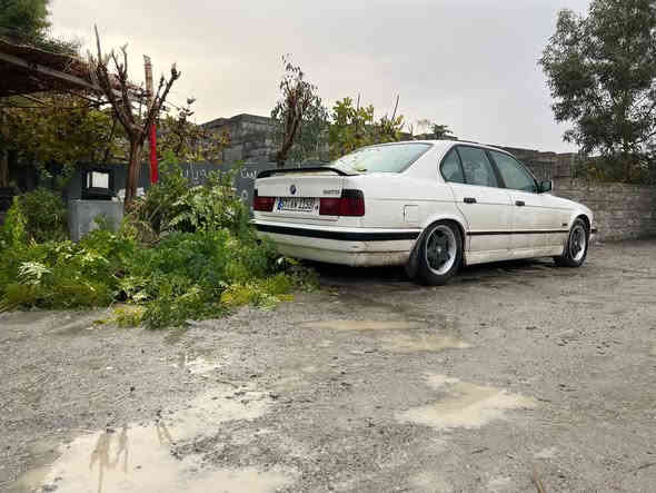 Bmw 1995مەنەفێست ئەسڵی 
525گێڕ حادی 

4جام كارەبا

گێڕومەكینە ئەكسل موسو بڕاوە بەشەرت 

تەقەو ڕەقەی بەشەرت 

بێدەحم  بێ لێدراو

سحری 30 محامەلە

0750 396 90 37
