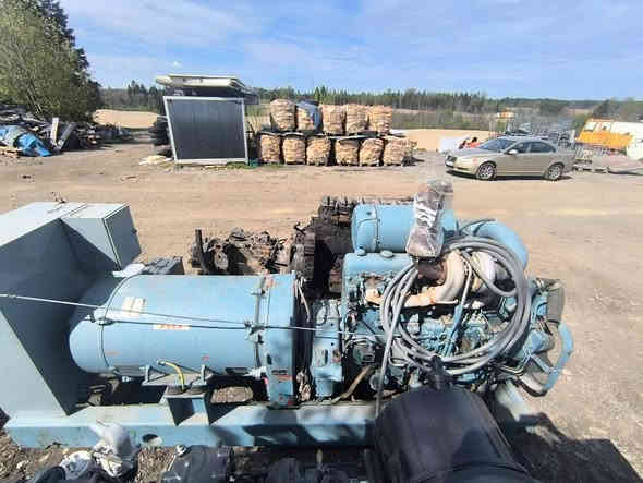 ⚡ مولدة سكانيا 112 اوربية
المولدة مشتغلة 181 ساعة فقط، ستاندر وحالتها ممتازة.

🔧 المواصفات:
• قدرة 212 KVA
• محرك Scania
• نظافة 100%

📍 العنوان: حي القادسية – خدمي شارع الصب – مقابل معرض النجف الدولي
📞 للاستفسار: ***********
