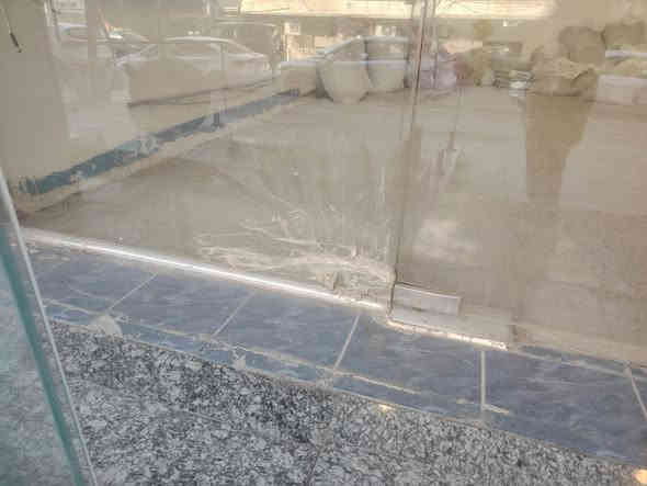 جام خانة للبيع عدد ٢ الصول ٢ متر العرض ٥ متر السمك ١٠ ملم وحدة منهن بيها ضربة صغيرة سعر الوحدة ٤٥٠ الف وبيها مجال للتصال ***********
