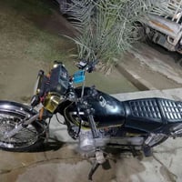 للبيع ماطور  موديل 23 المحرك مفتوح بس ولافات والباقي شرط السعر 375وبي ...