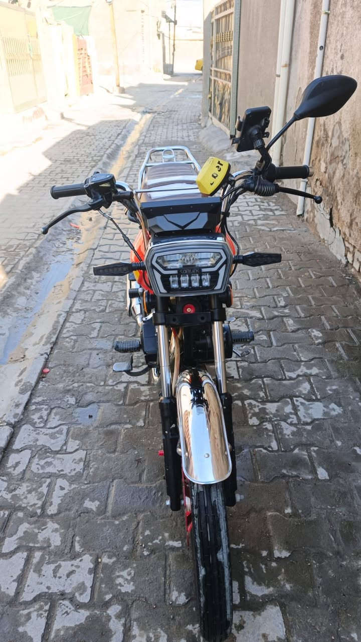 ارجع انشرهة بسبب الوعد الكاذبه دراجه أيراني للبيع موديل 25 مكينه 200c عنواني بغداد الزعفرانيه سعرهة 700


**إذا كنت صاحب هذا الإعلان وتريد حذفه لأي سبب، رجاءا أرسل رسالة إلى الدعم الفني**