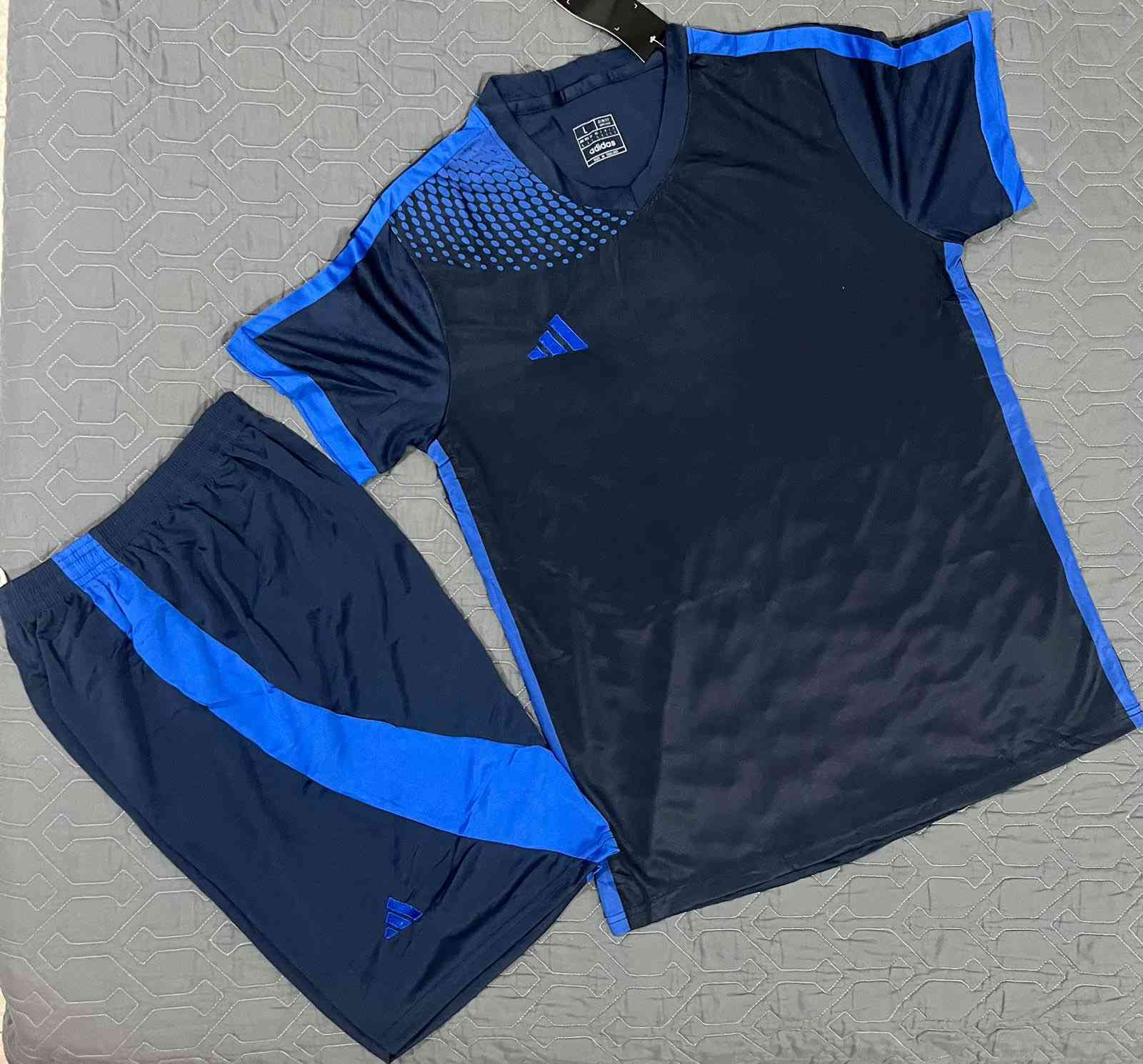 تايلندي اصلي
بدون رقم بسعر الجمله نبيع65 الف الدرزن
قياسات L/XL/XXL/3XL

عدنه توصيل 5 الاف


**إذا كنت صاحب هذا الإعلان وتريد حذفه لأي سبب، رجاءا أرسل رسالة إلى الدعم الفني**
