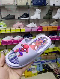 نعال ولادي • قطعتين • مقاسات 30-35