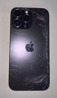 ⸻  📱 للبيع – iPhone 14 Pro Max  🔹 اللون: بنفسجي 💜 🔹 السعة: 256GB 🔹 دبل...