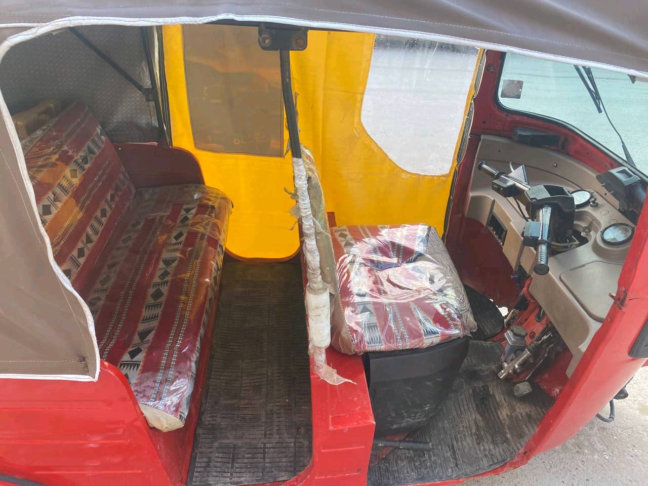 المكا
 حسينيه 