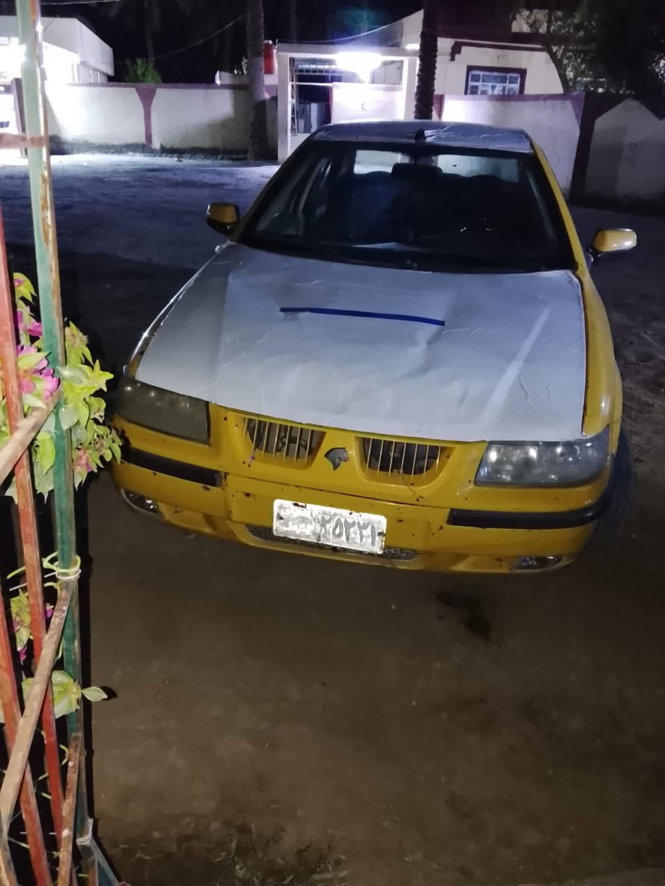 السلام عليكم سمند 2011رقم صدامي احمر بابل كير محرك كهربائيات تخم تاير المالك بلسكان بس ماندله السعر ١٢$مكاني بلحله ***********
